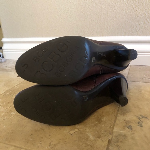BCBGirls Brown Leather Boots. US Size 7.5 - Picture 3 of 3